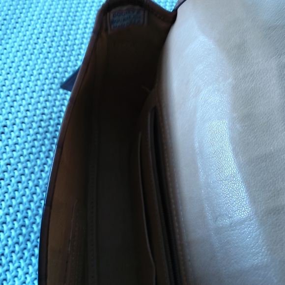 Vintage Dooney & Bourke Croc Embossed  saddle shoulder bags - Picture 7 of 14